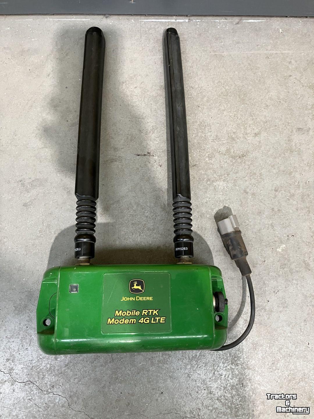 GPS steering systems and attachments John Deere STARFIRE 900 RTK RADIO