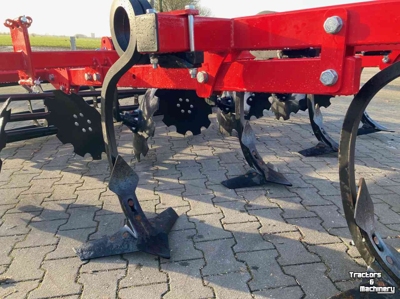 Cultivator GRS PTN3001  vleugelschaar cultivator