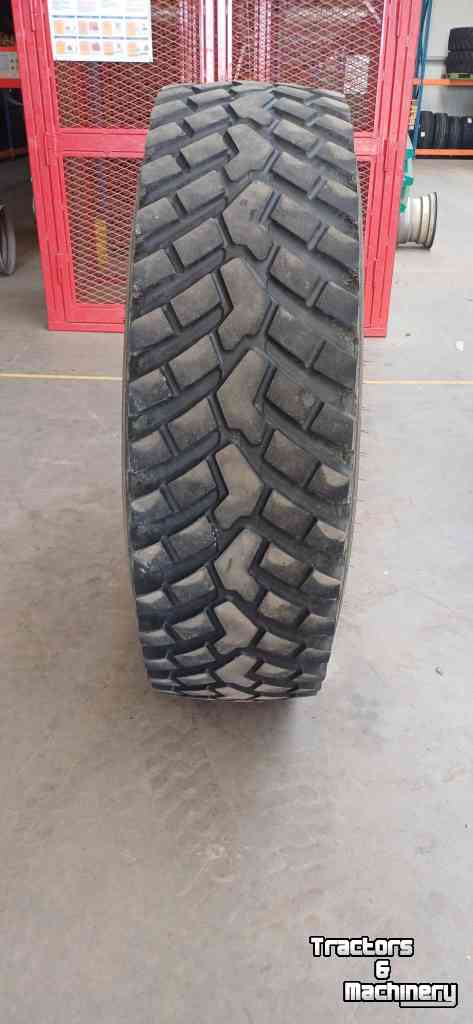 Wheels, Tyres, Rims & Dual spacers  440/80R34 Ridemax IT696