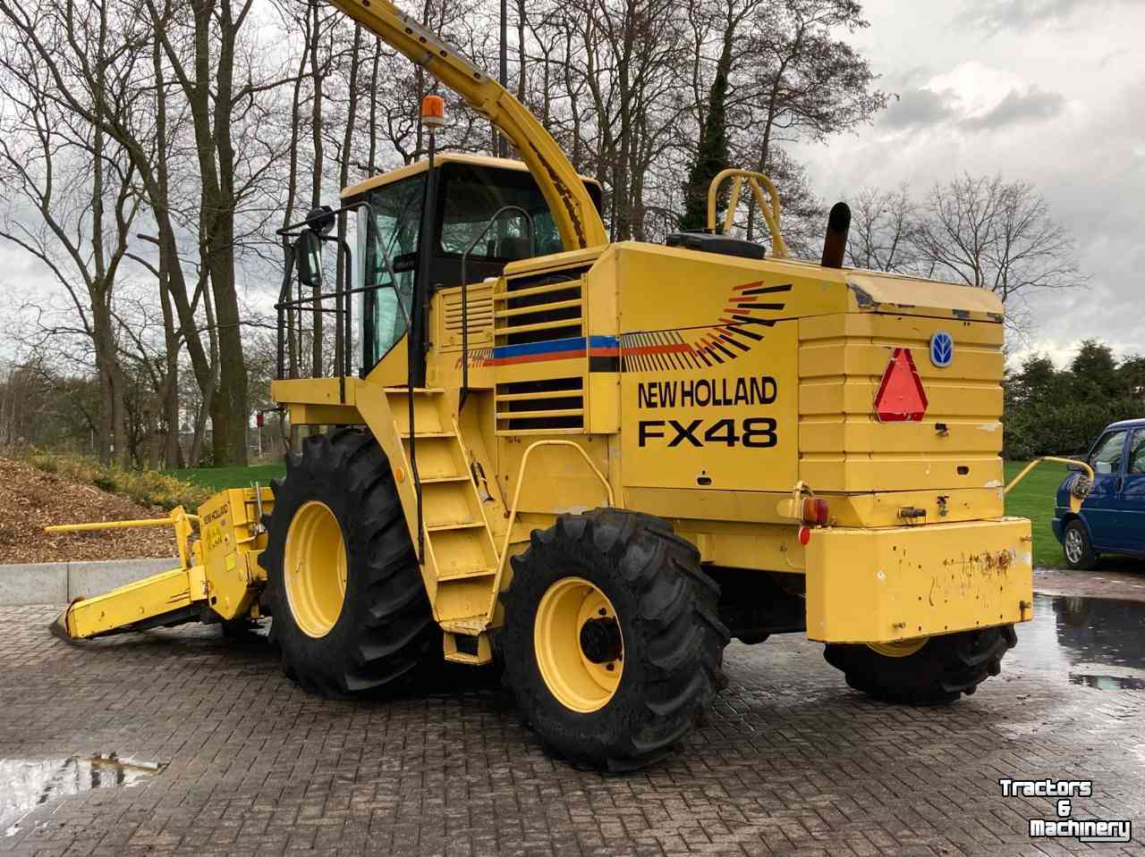 Forage-harvester New Holland FX 450