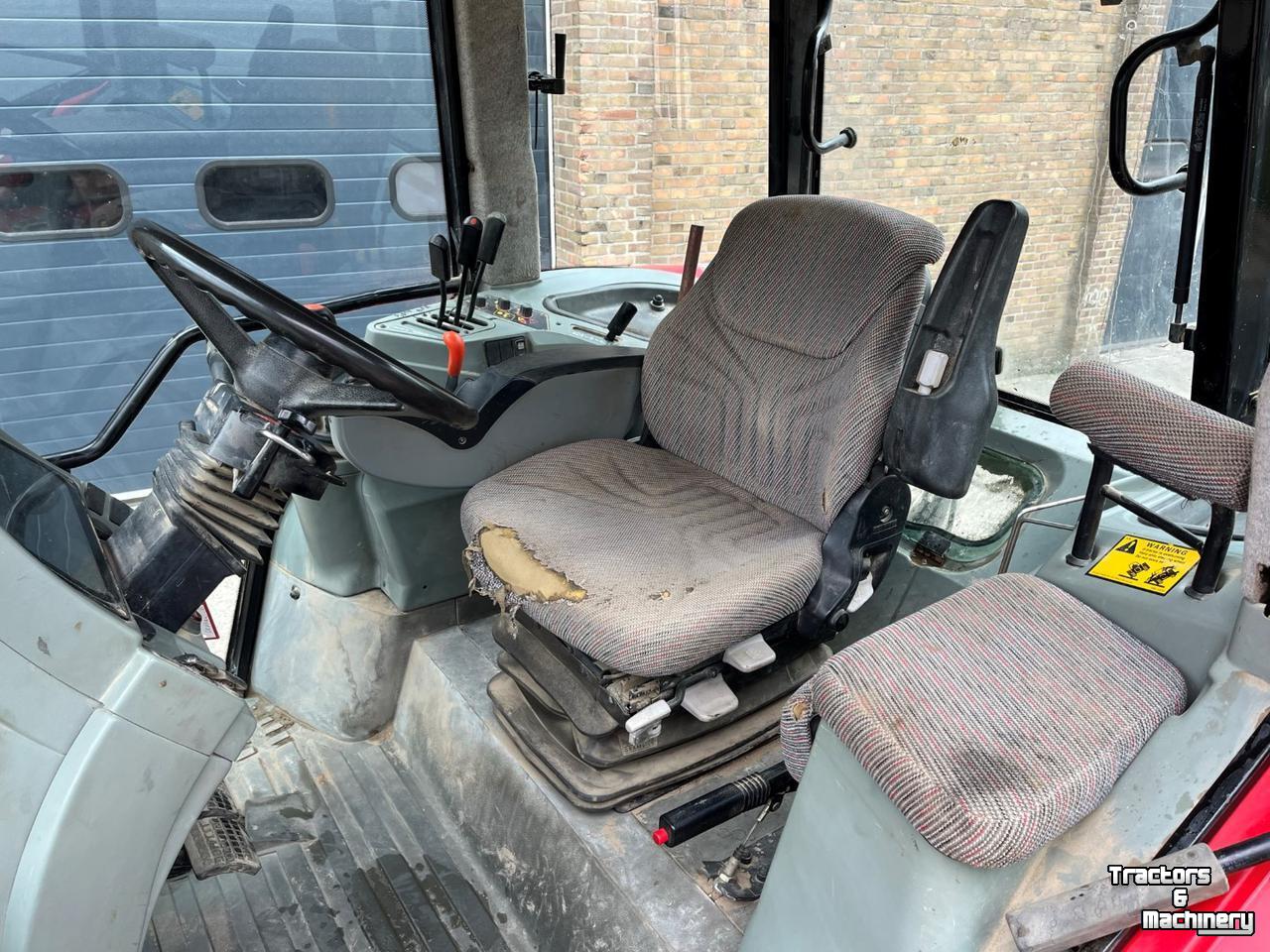 Tractor Massey Ferguson 6255-4 Dynashift