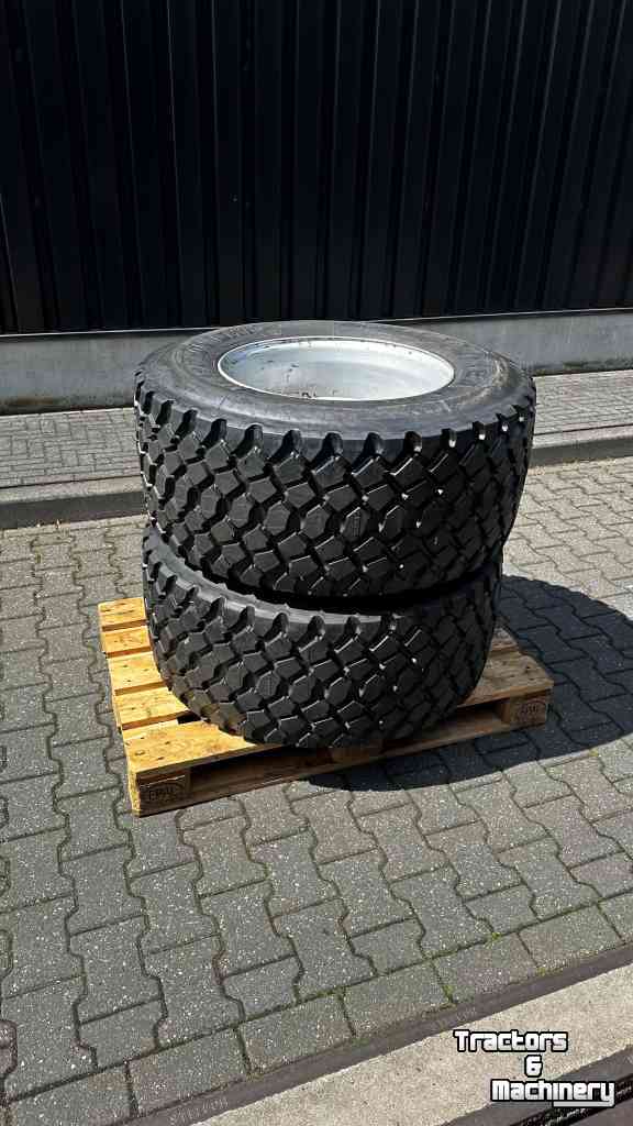 Wheels, Tyres, Rims & Dual spacers Good Year 2x Goodyear 435/50R22.5