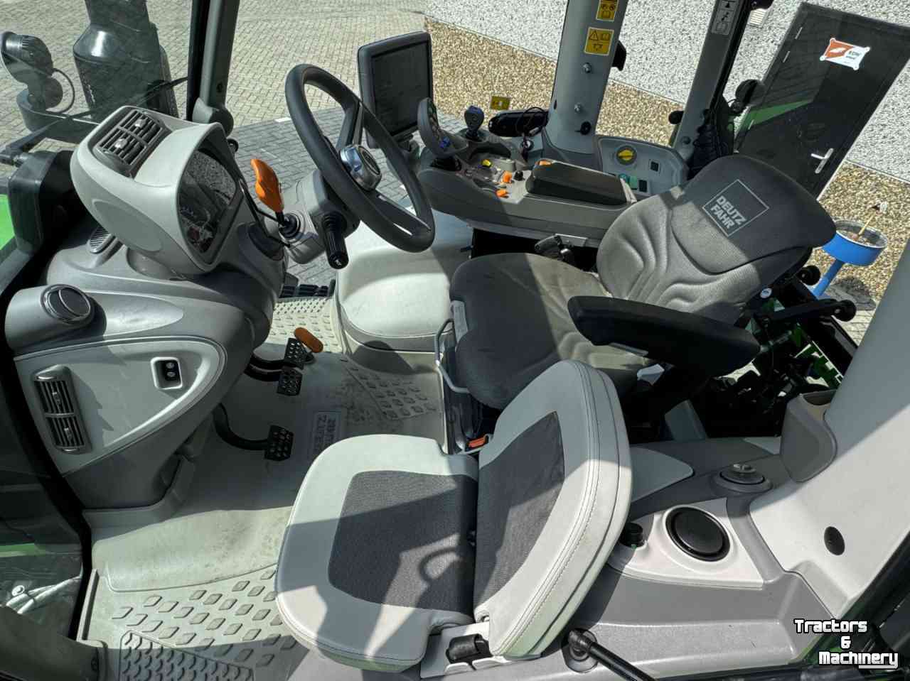 Tractor Deutz-Fahr Agrotron 6150-4TTV vario Stage V Fronthef Lucht Hydr rem Vol GPS '24  1224u