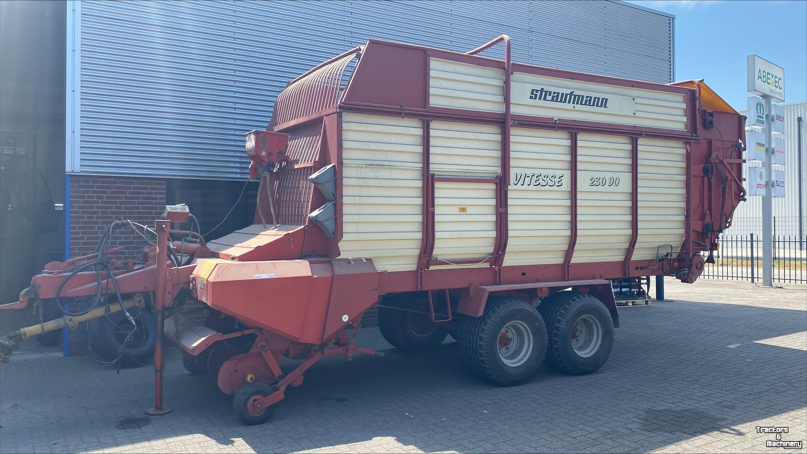 Self-loading wagon Strautmann Vitesse 230 DO