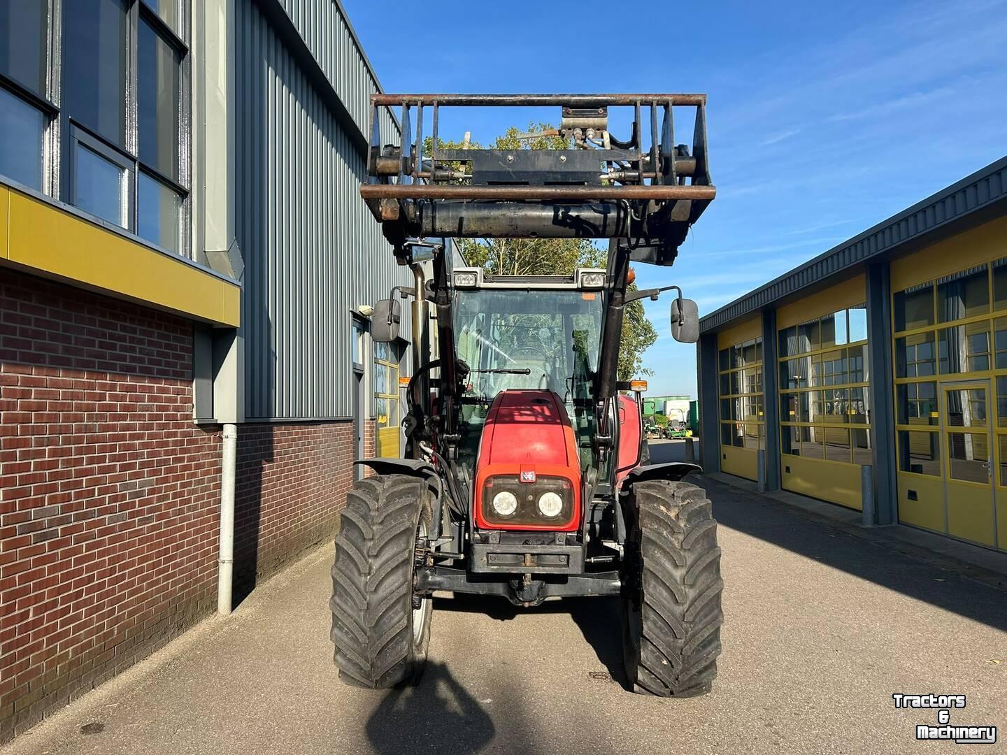 Tractor Massey Ferguson 5445 trekker