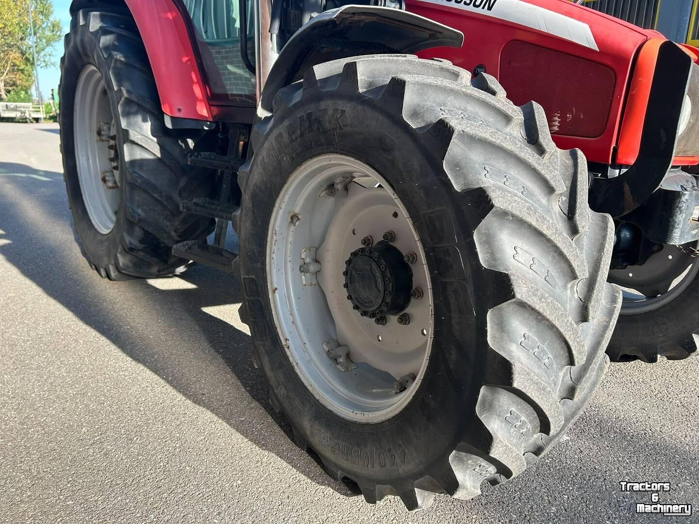 Tractor Massey Ferguson 5445 trekker