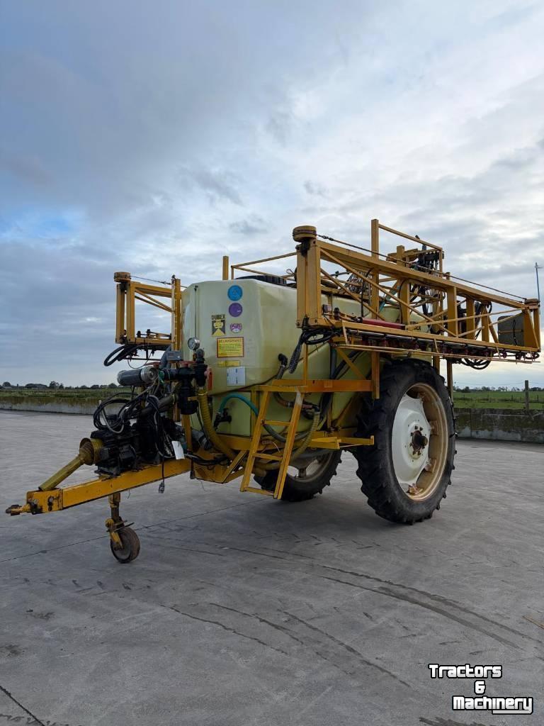 Fieldsprayer Dubex GETR Sproeimachine
