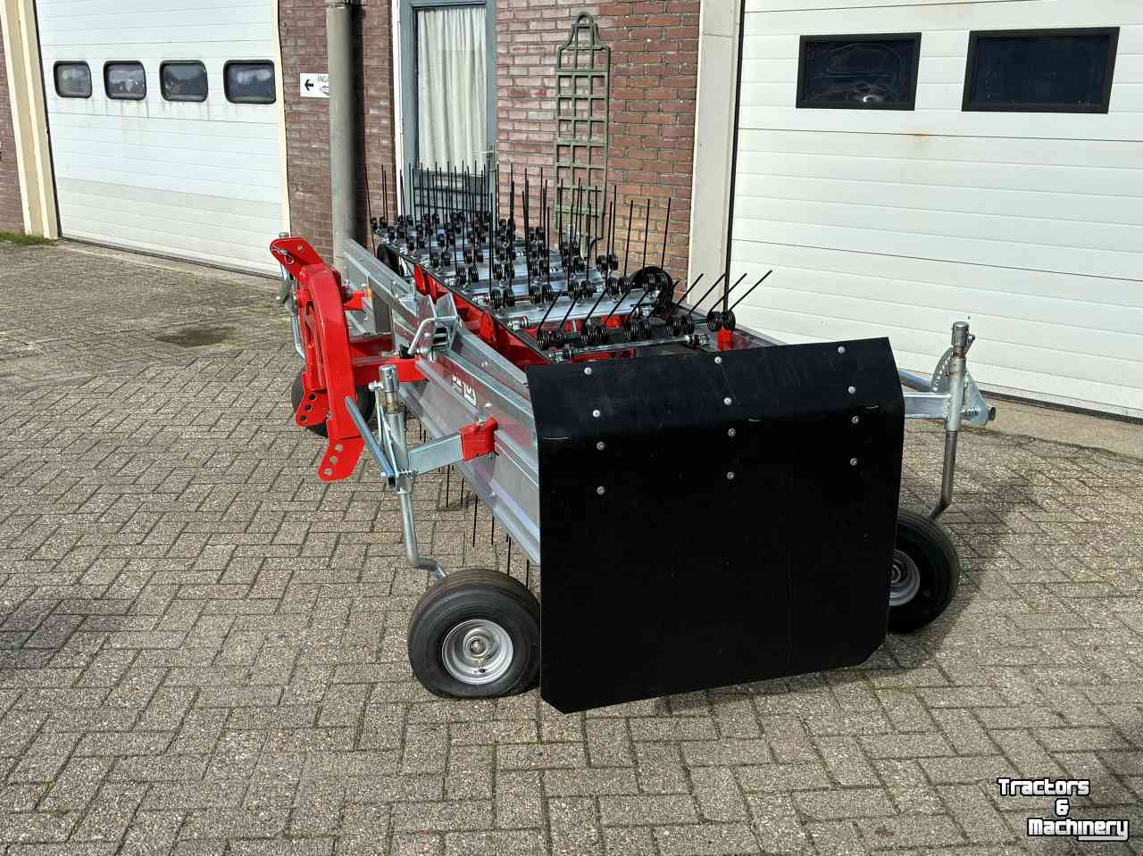 Rake Daros D300 ALPINE