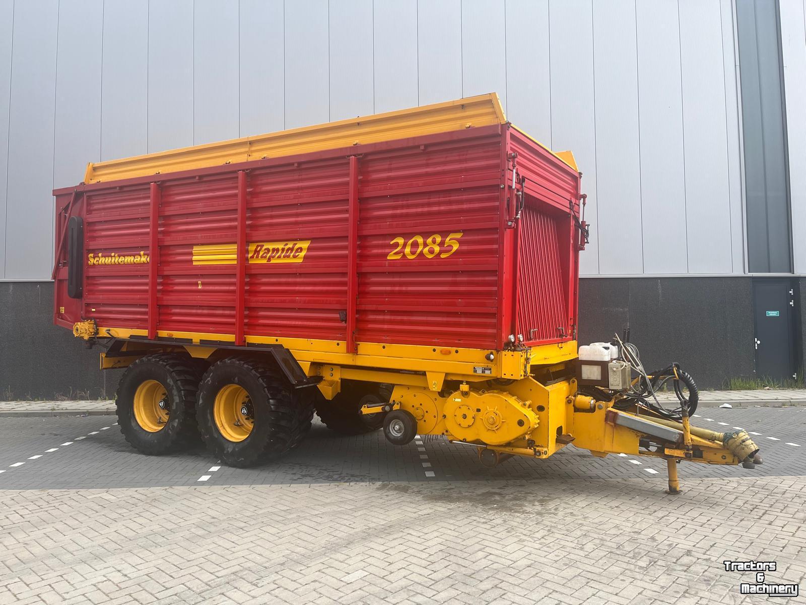 Self-loading wagon Schuitemaker er Opraapwagen Rapide 2085