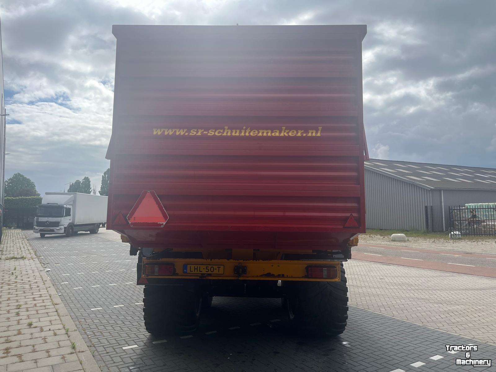 Self-loading wagon Schuitemaker er Opraapwagen Rapide 2085