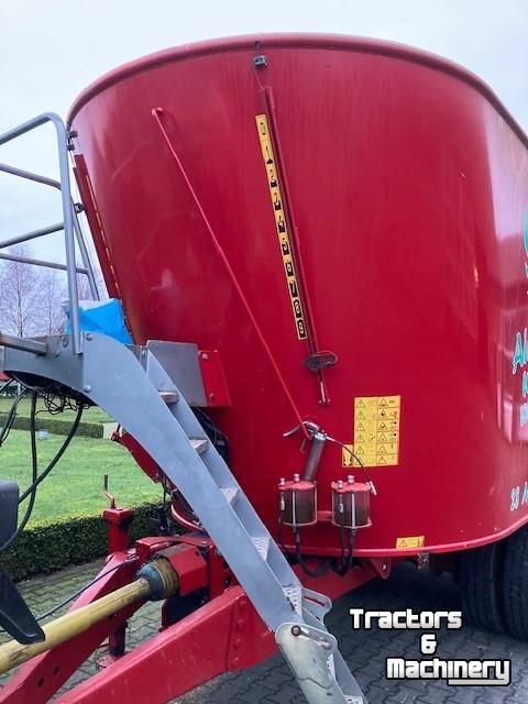 Vertical feed mixer Airmix Peecon 28 m3  Hardox/RVS
