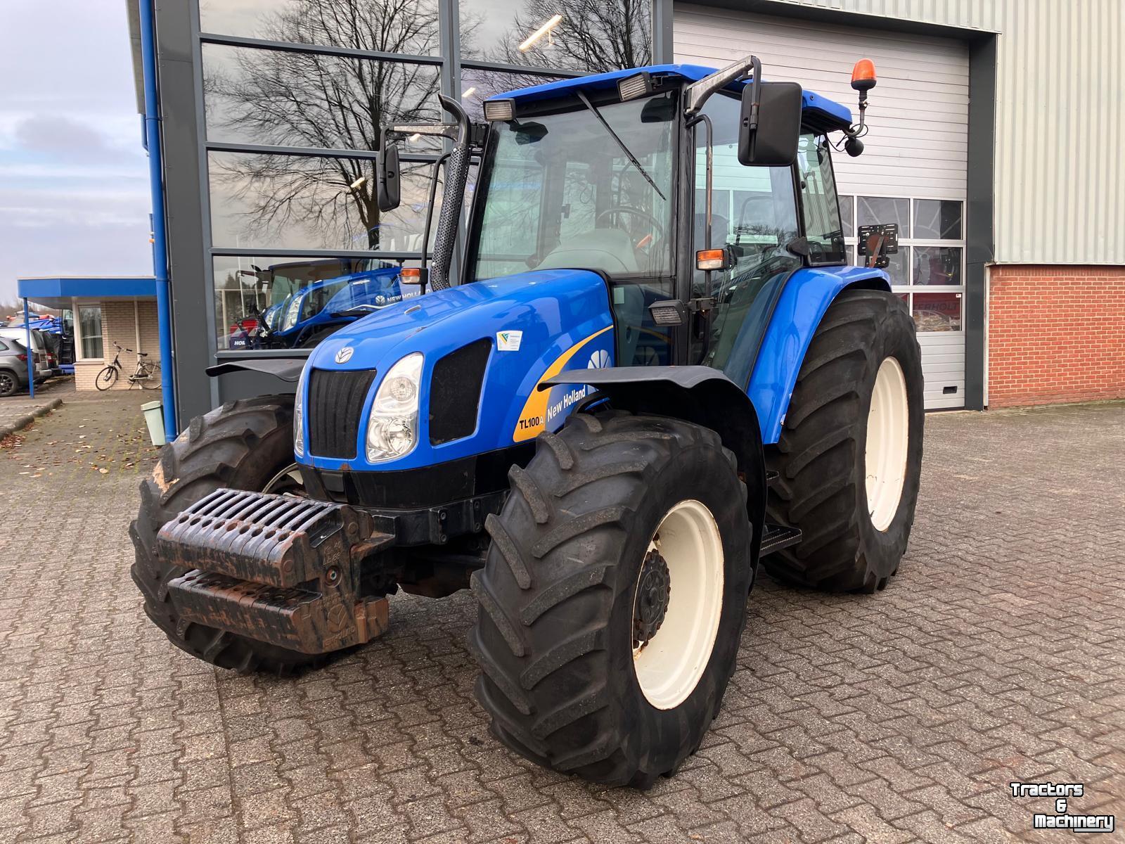 Tractor New Holland 100A