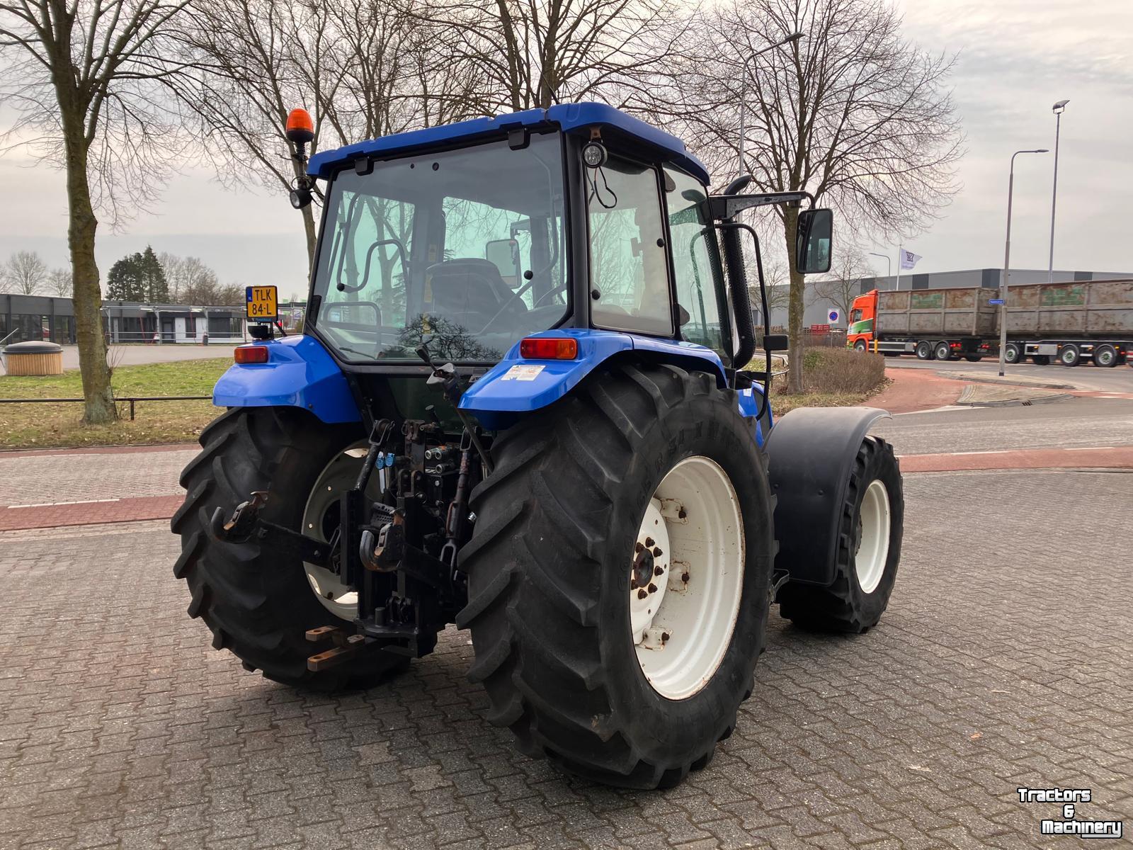 Tractor New Holland 100A