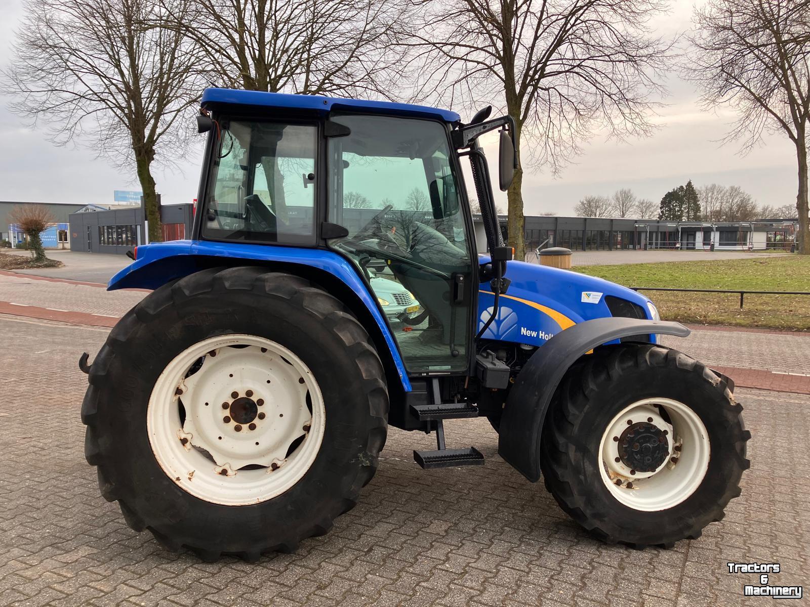 Tractor New Holland 100A