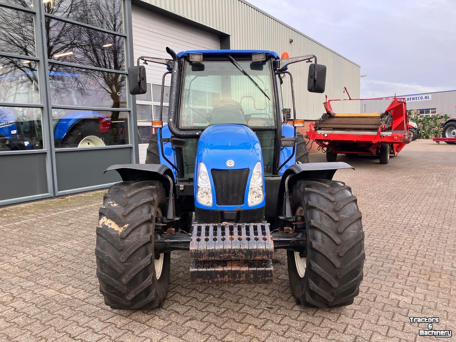 Tractor New Holland 100A