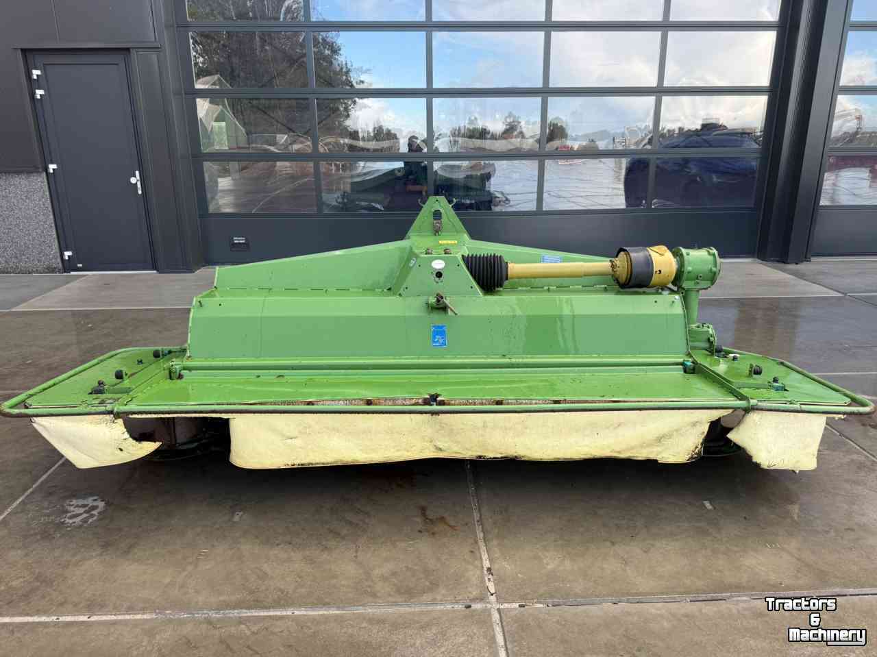 Mower Krone easy cut F 320 CV Frontmaaier schotelmaaier kneuzer