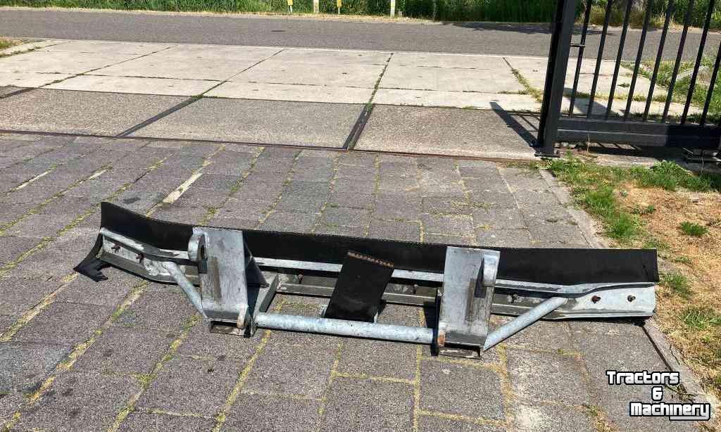 Snow Removal Equipment  Rubberschuif met euro & lepelinsteek