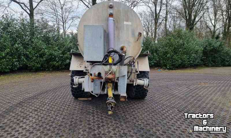 Slurry tank Jako Mesttank 10 M3 + Kaweco Bemester