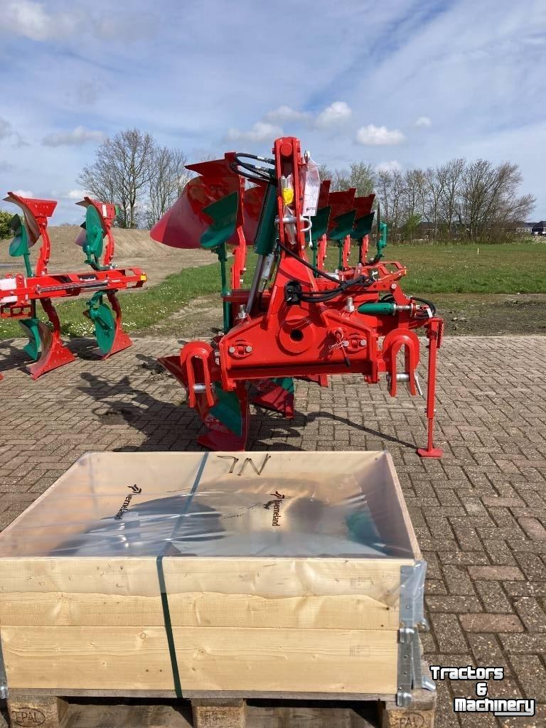 Ploughs Kverneland 3300B variomat