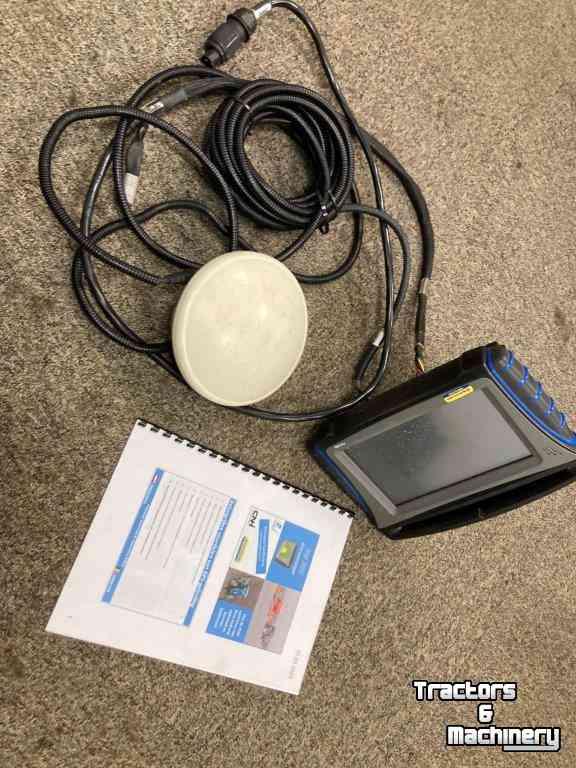 GPS steering systems and attachments Trimble FM750