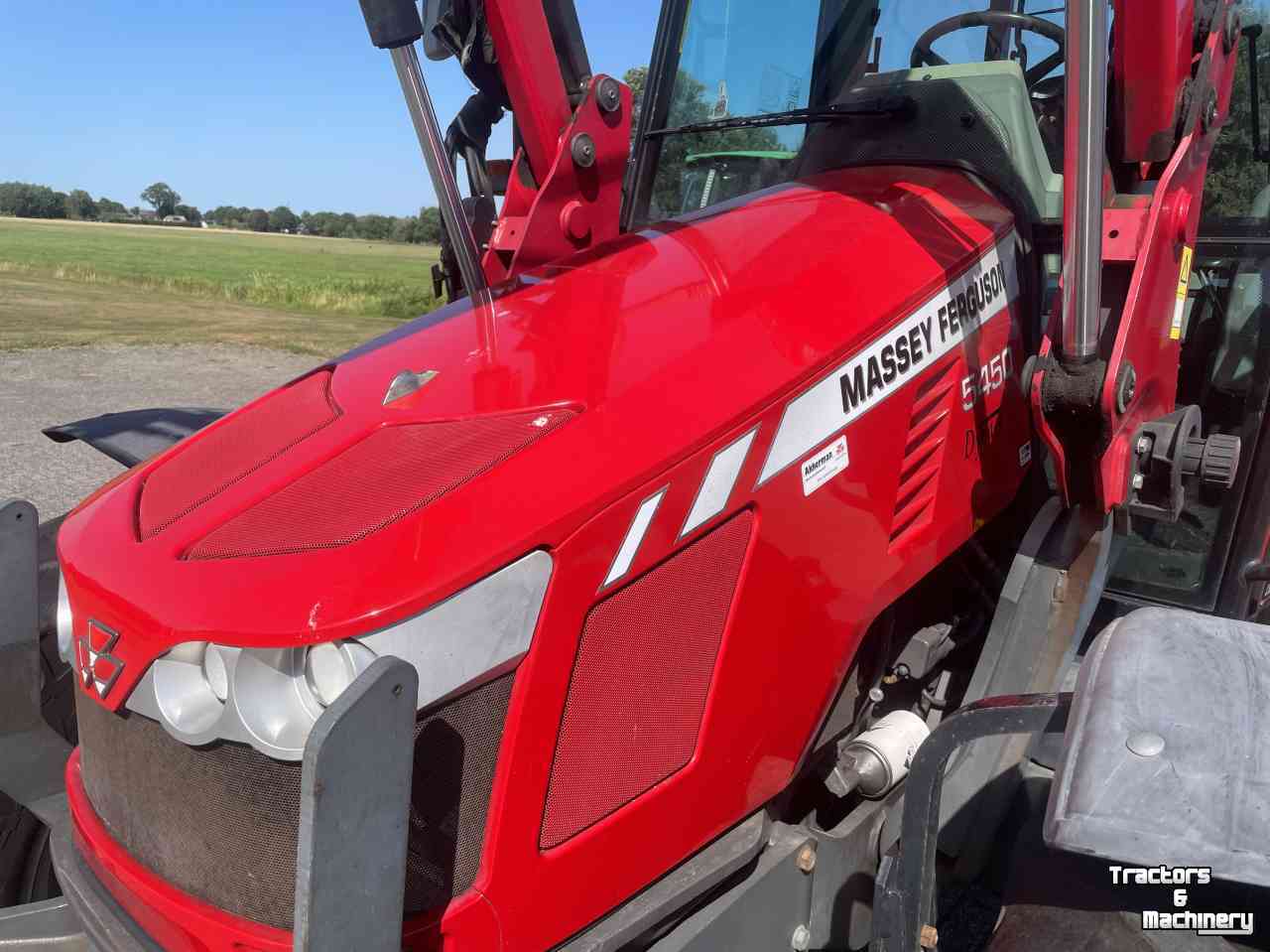 Tractor Massey Ferguson 5650 DYNA4 AIRCO TRIMA FRONTLDR.
