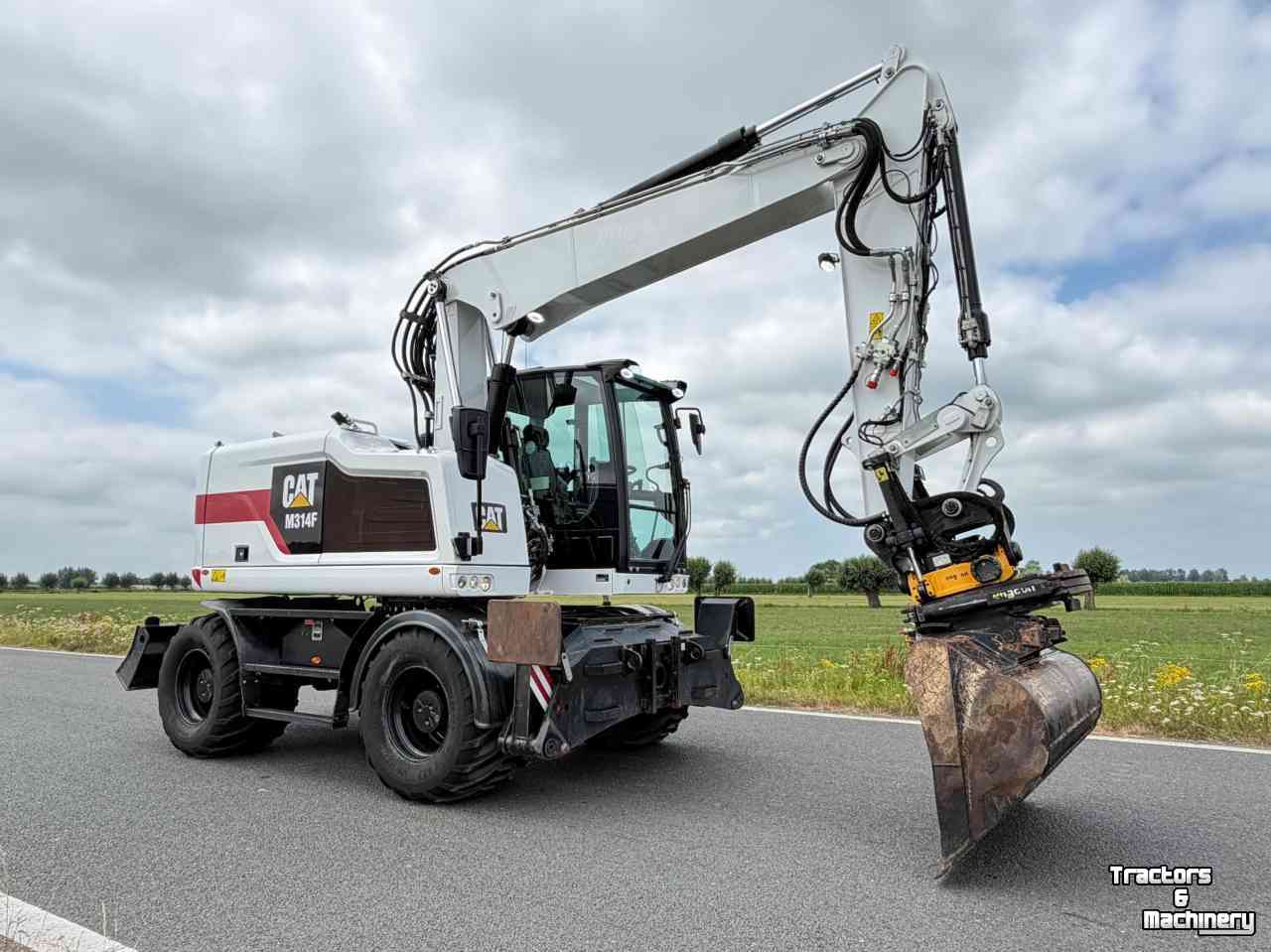 Excavator mobile Caterpillar Cat M314F - Engcon + bakkenwagen Mobiele graafmachine Midejo