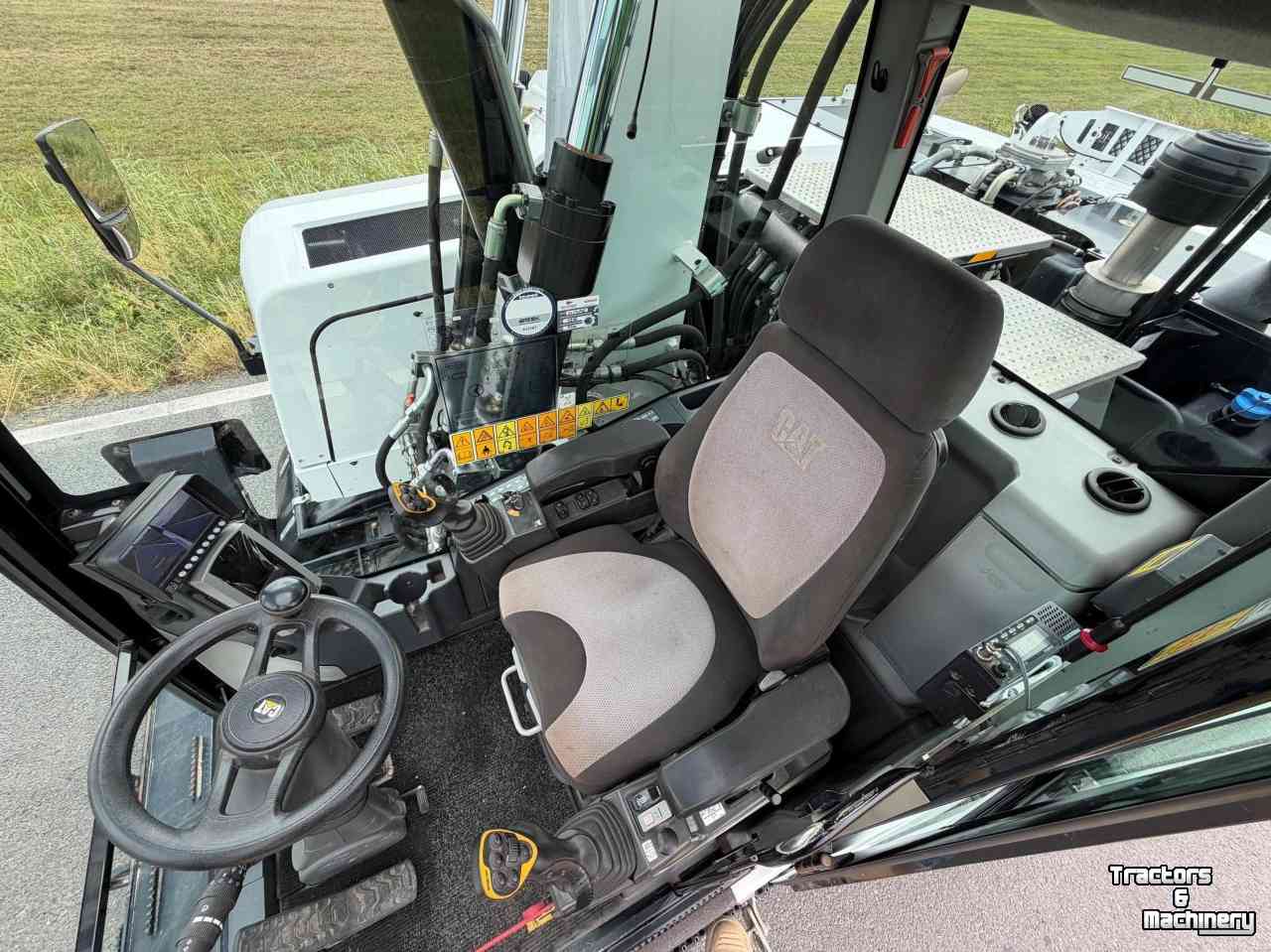 Excavator mobile Caterpillar Cat M314F - Engcon + bakkenwagen Mobiele graafmachine Midejo