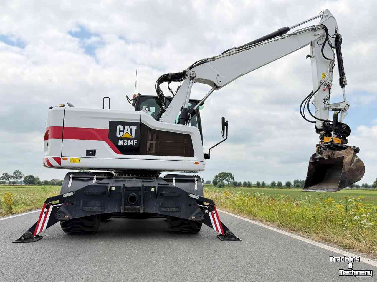 Excavator mobile Caterpillar Cat M314F - Engcon + bakkenwagen Mobiele graafmachine Midejo