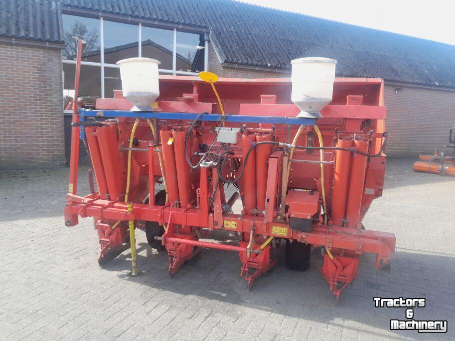 Potato planter Kverneland UN 3100