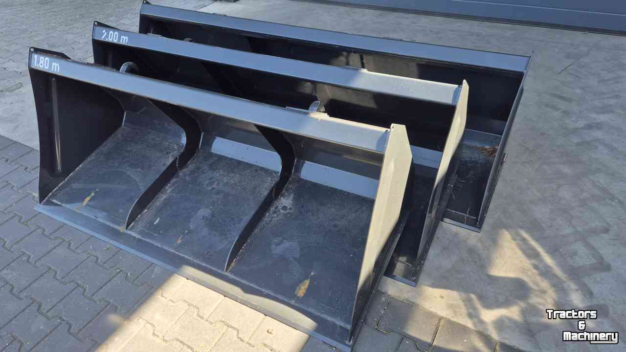 Front-end loader bucket / Front loader bucket  Voorladerbak Frontladerbak bak bakken nieuw