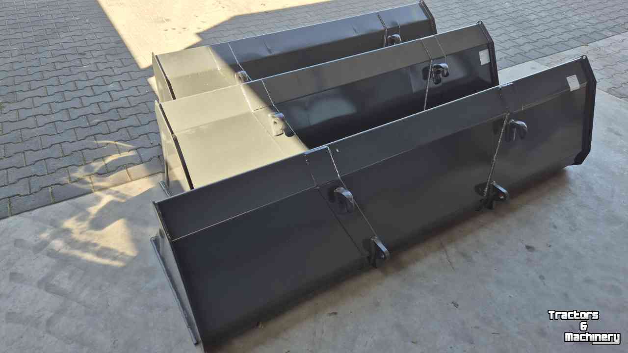 Front-end loader bucket / Front loader bucket  Voorladerbak Frontladerbak bak bakken nieuw