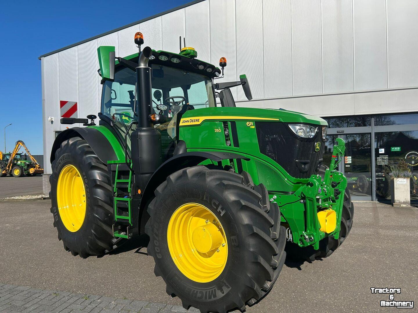 Tractor John Deere 6R 250