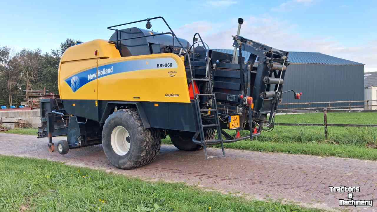 Balers New Holland BB 9060