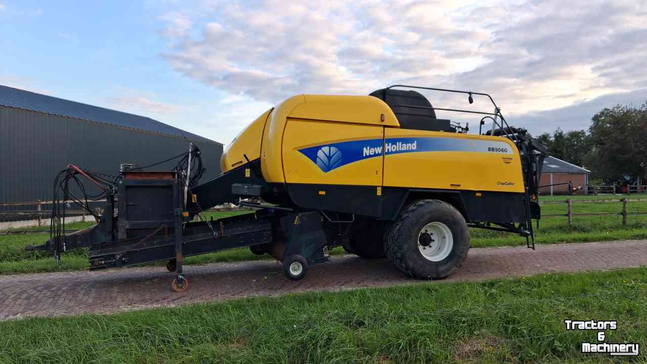 Balers New Holland BB 9060