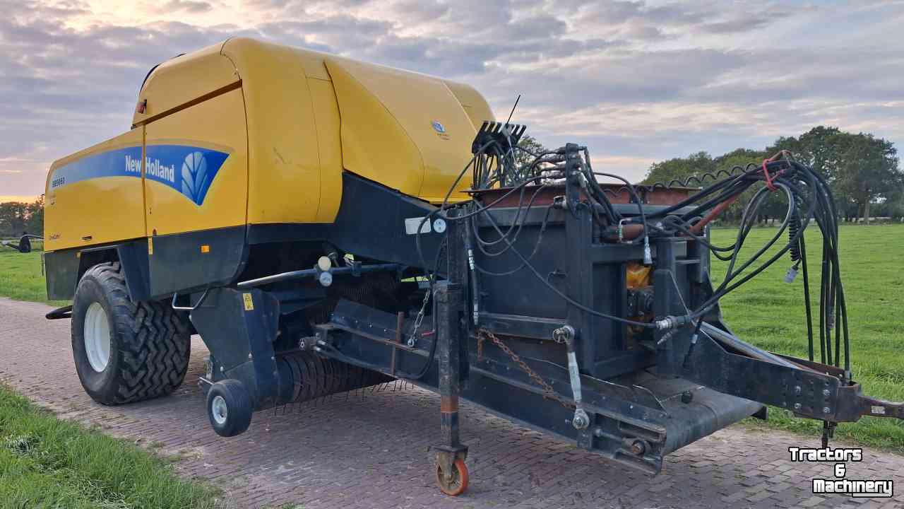 Balers New Holland BB 9060