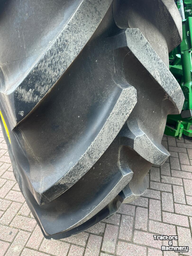 Tractor John Deere 6175R