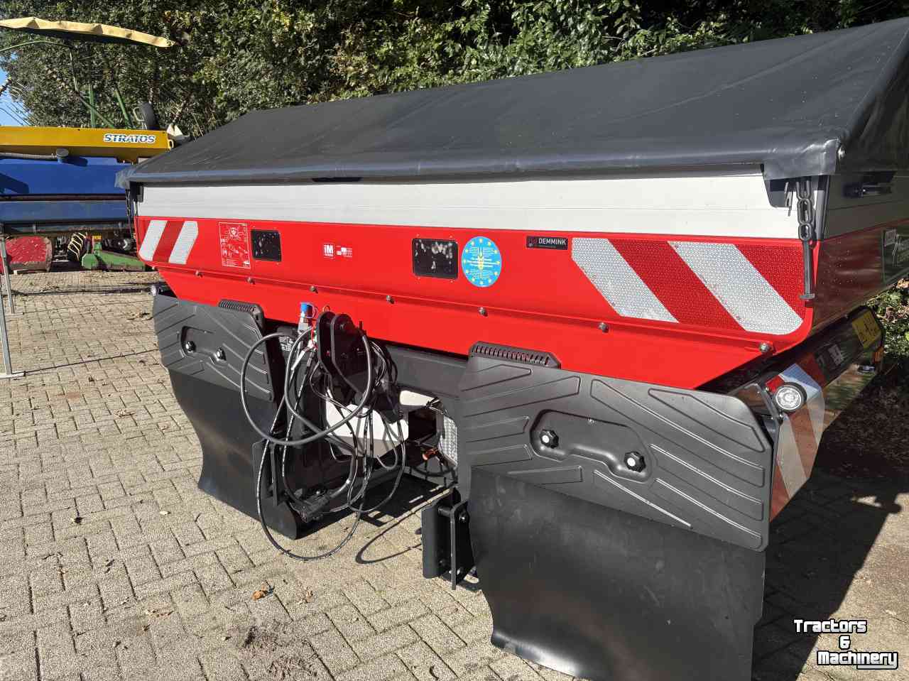 Fertilizer spreader Kverneland TL geospread