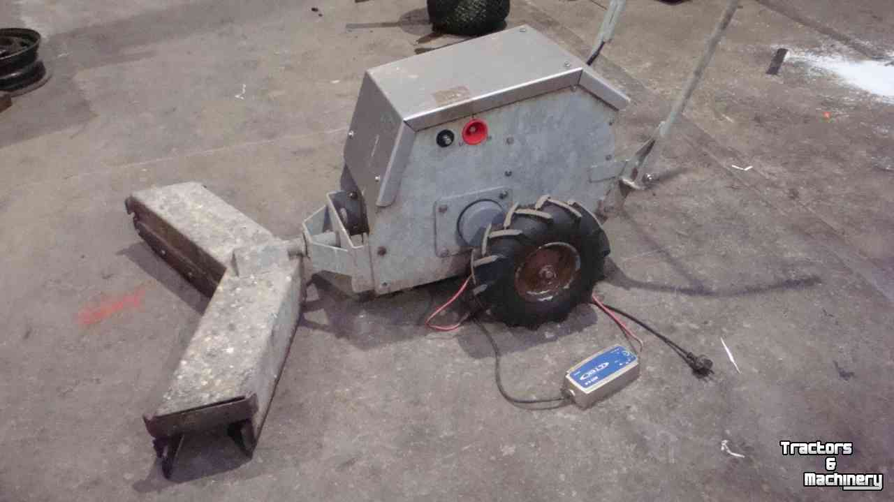Manure Robot  100