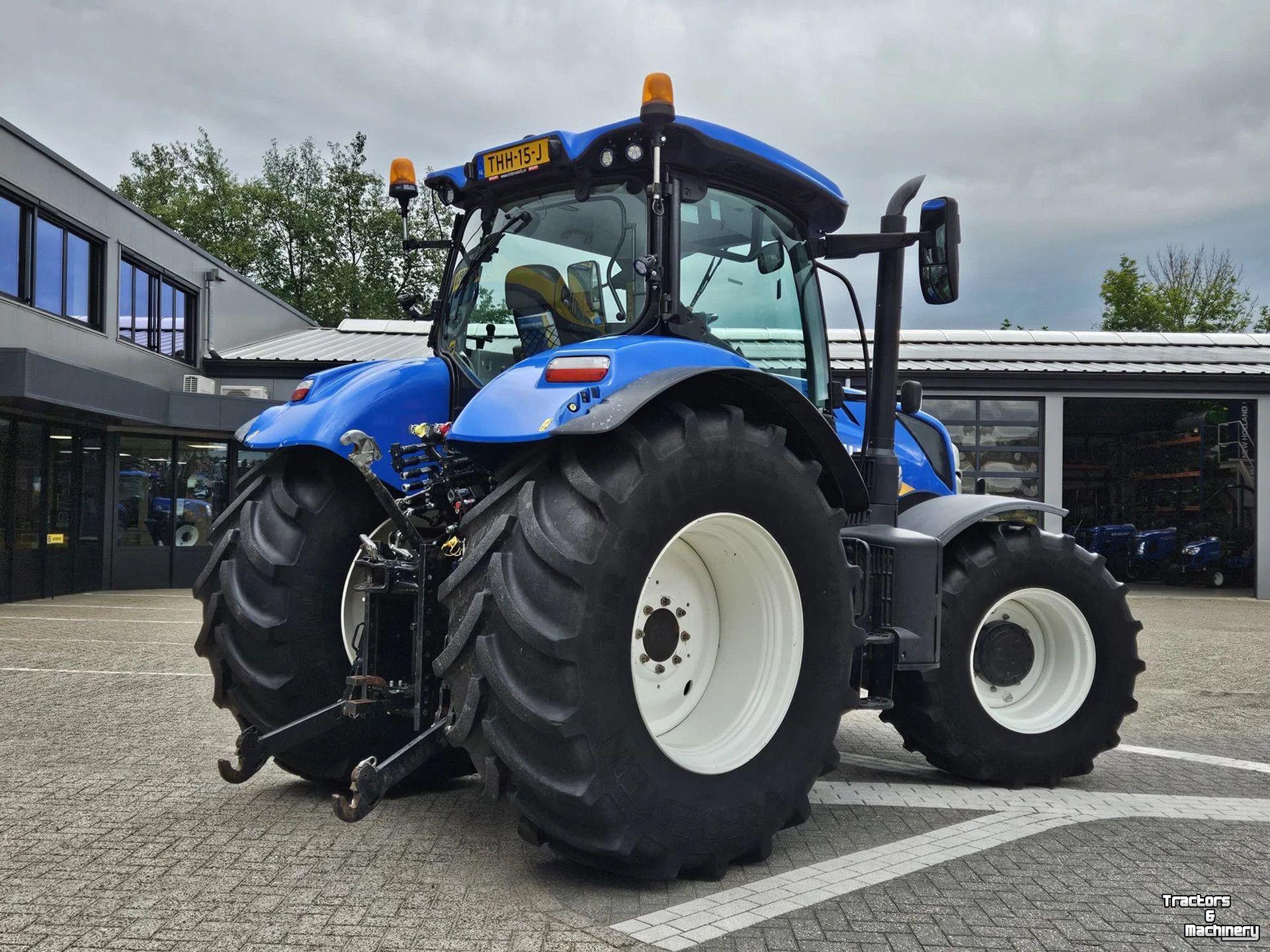 Tractor New Holland T7.210PC