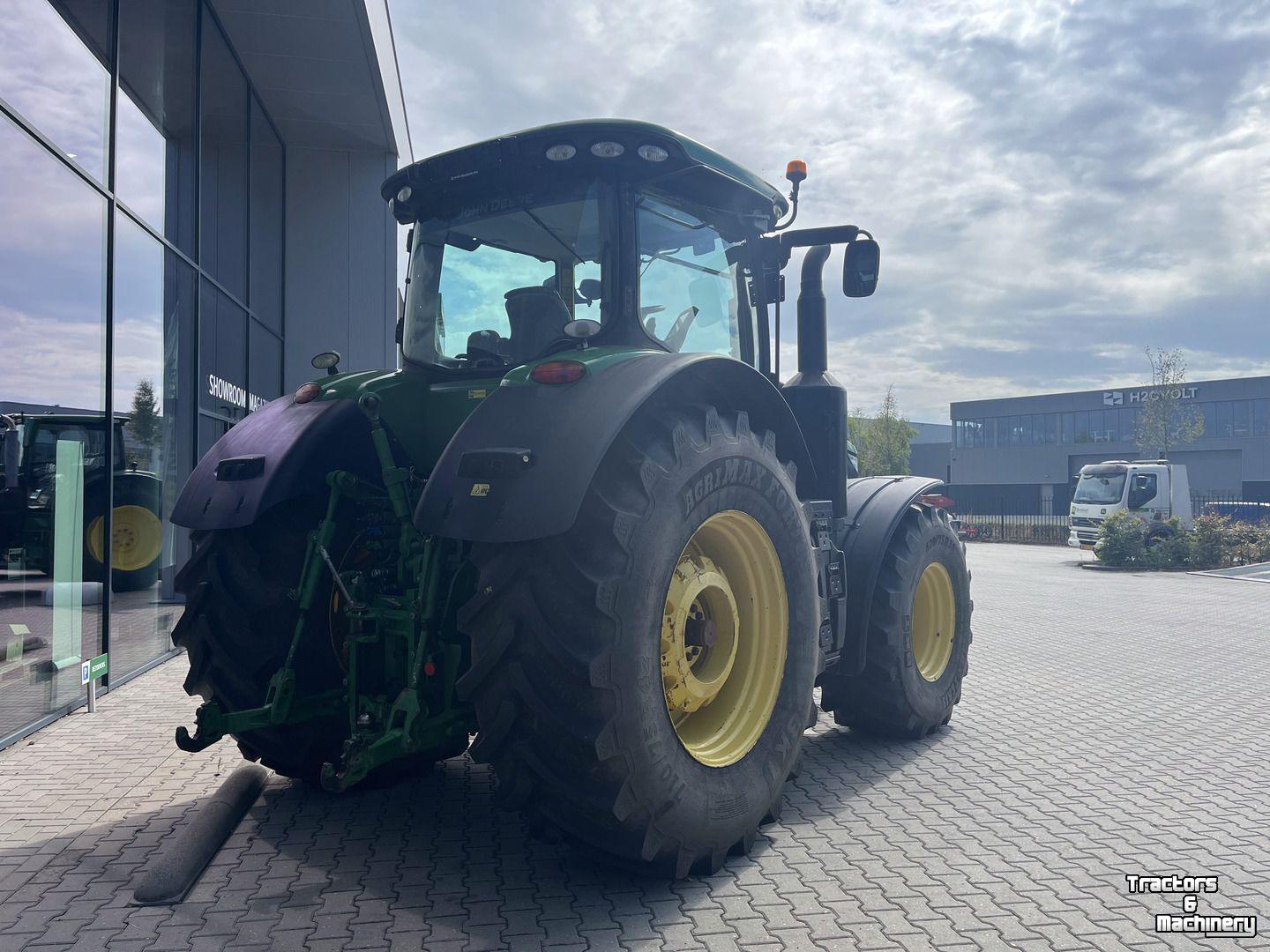 Tractor John Deere 7310R