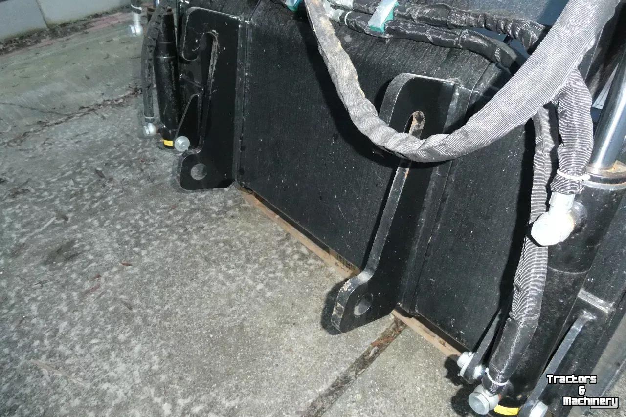 Silage Grabbucket / Grabfork Boxer PB120W Pelikaanbak