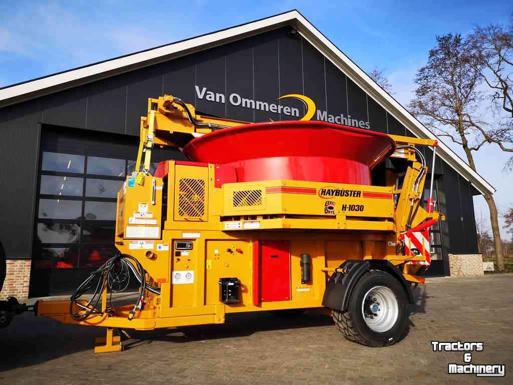 Straw spreader for boxes Haybuster H1030 strohakselaar