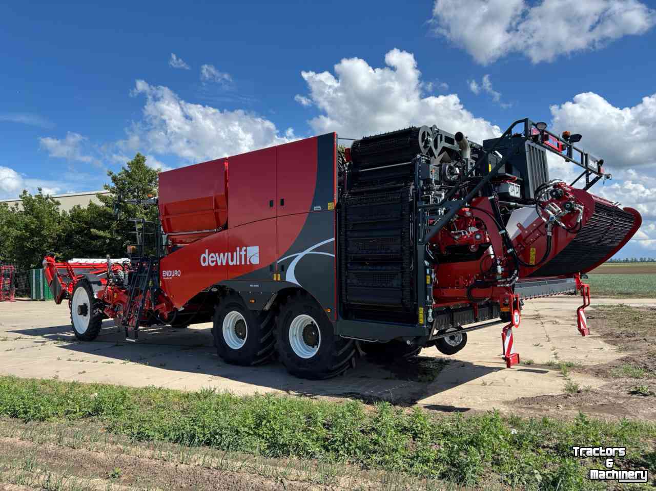 Potato harvester Dewulf Enduro GEN 2