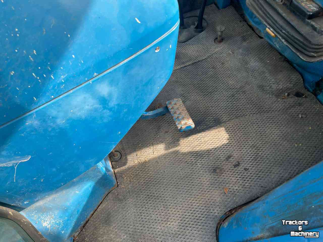 Tractor Ford 6710 4X4, Supercab, sterblok motor, dual power.