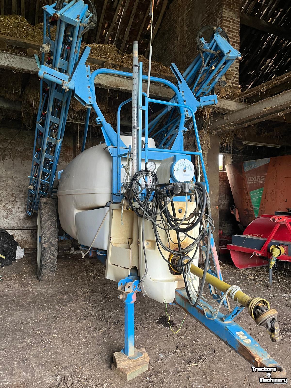 Fieldsprayer 3 points Evrard Meteor 34