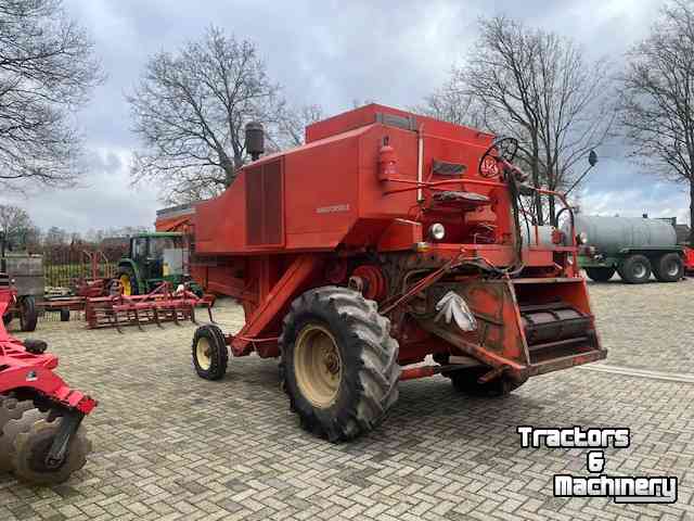 Combine Laverda m 120