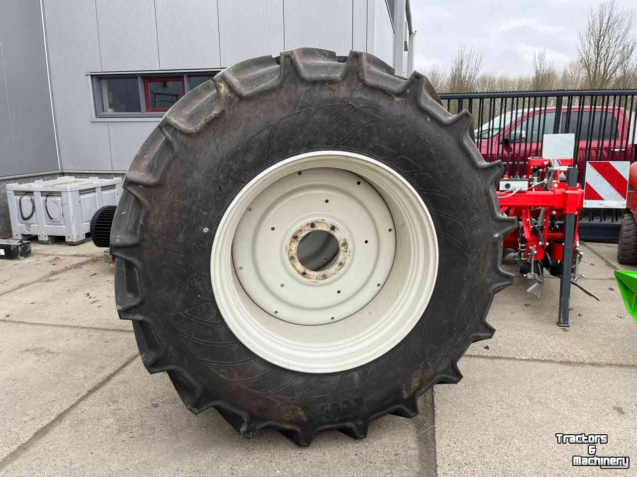 Wheels, Tyres, Rims & Dual spacers Mitas 710/70R38