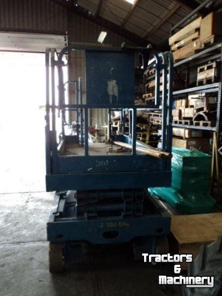Articulated platforms Genie GS2046