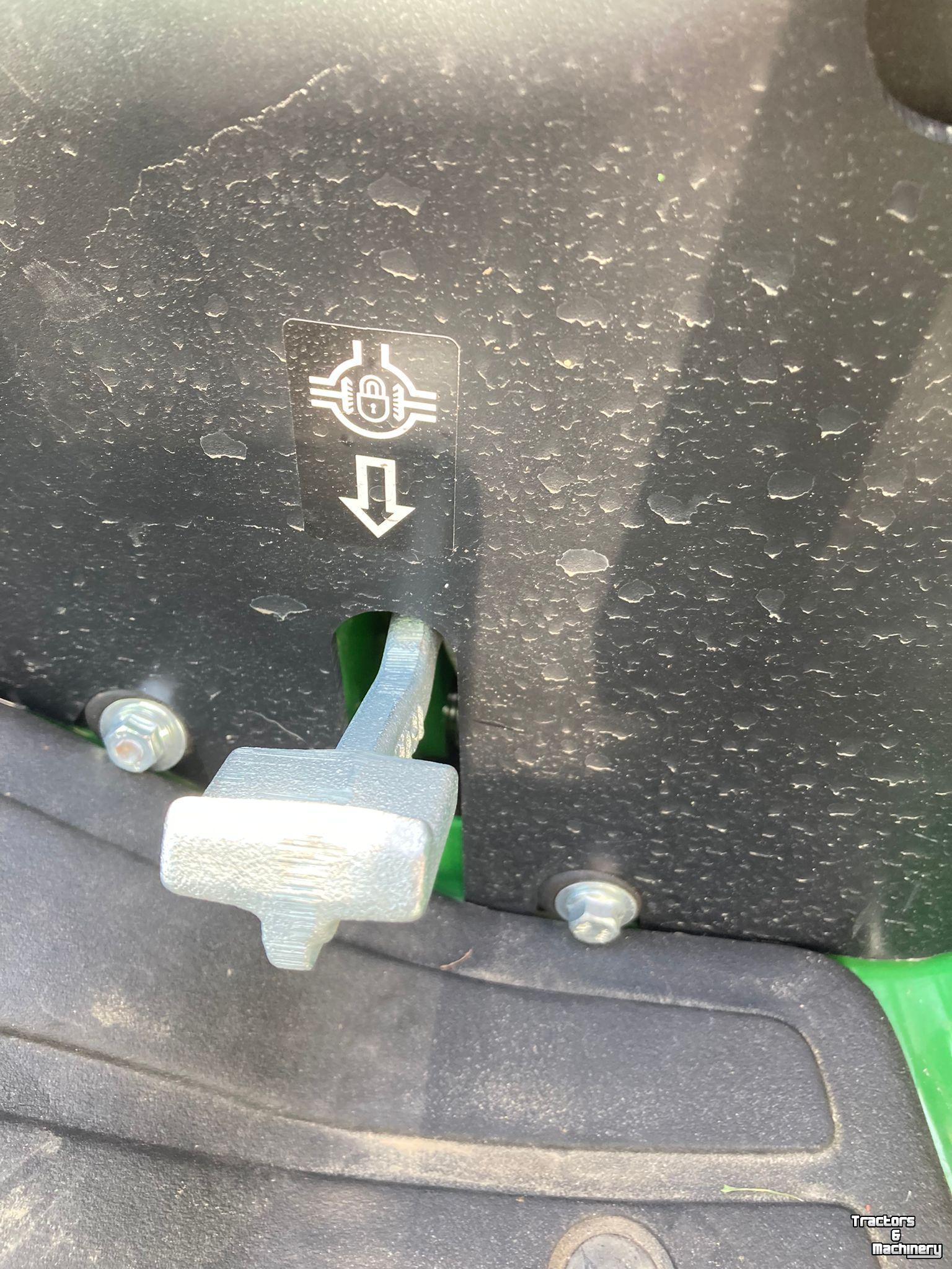 Tractor John Deere 3039R
