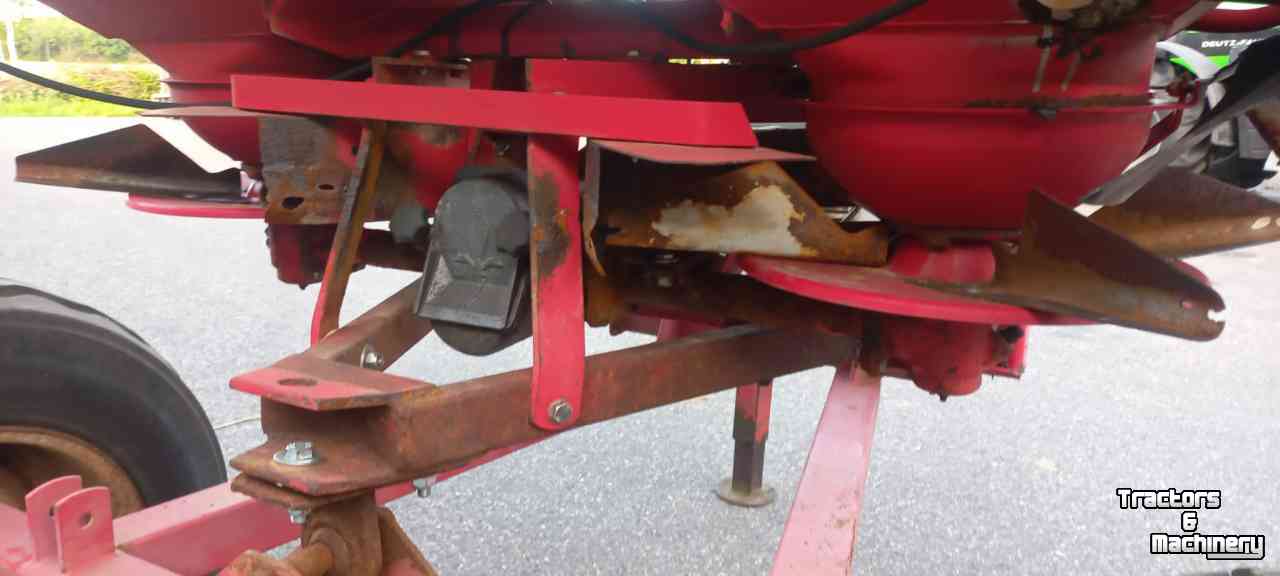 Fertilizer spreader Lely Centerliner SL